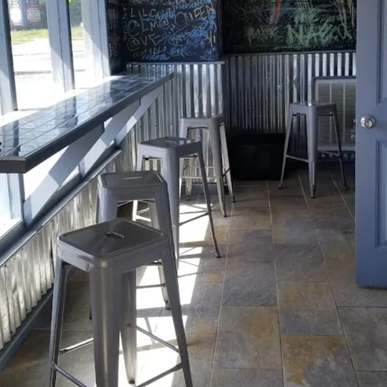 Relaxed Dining in Wesley Heights
